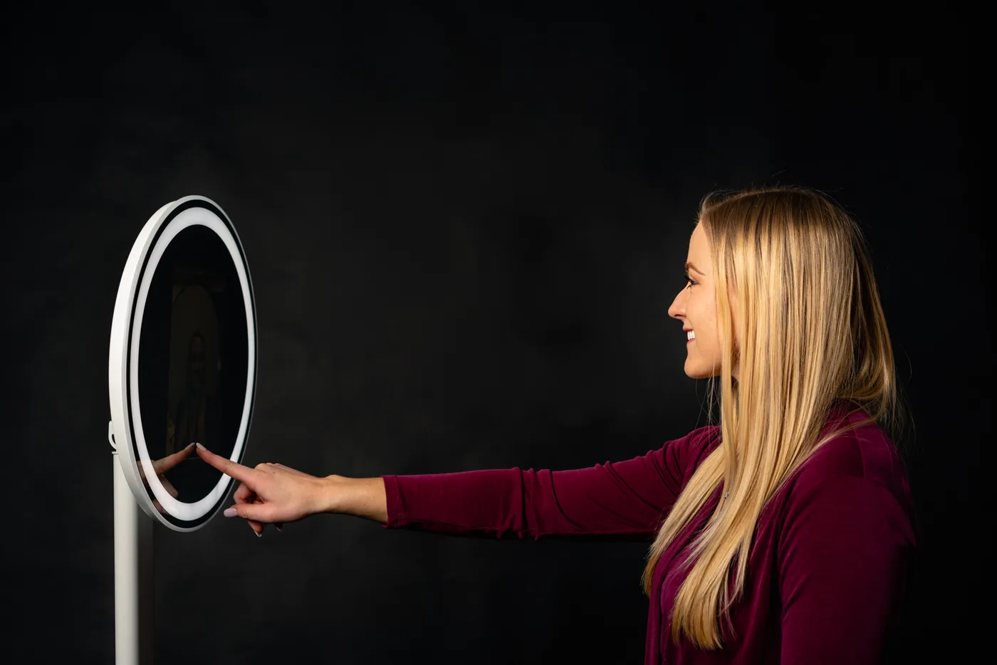 Ring Roamer Sapphire ipad Mirror Photobooth